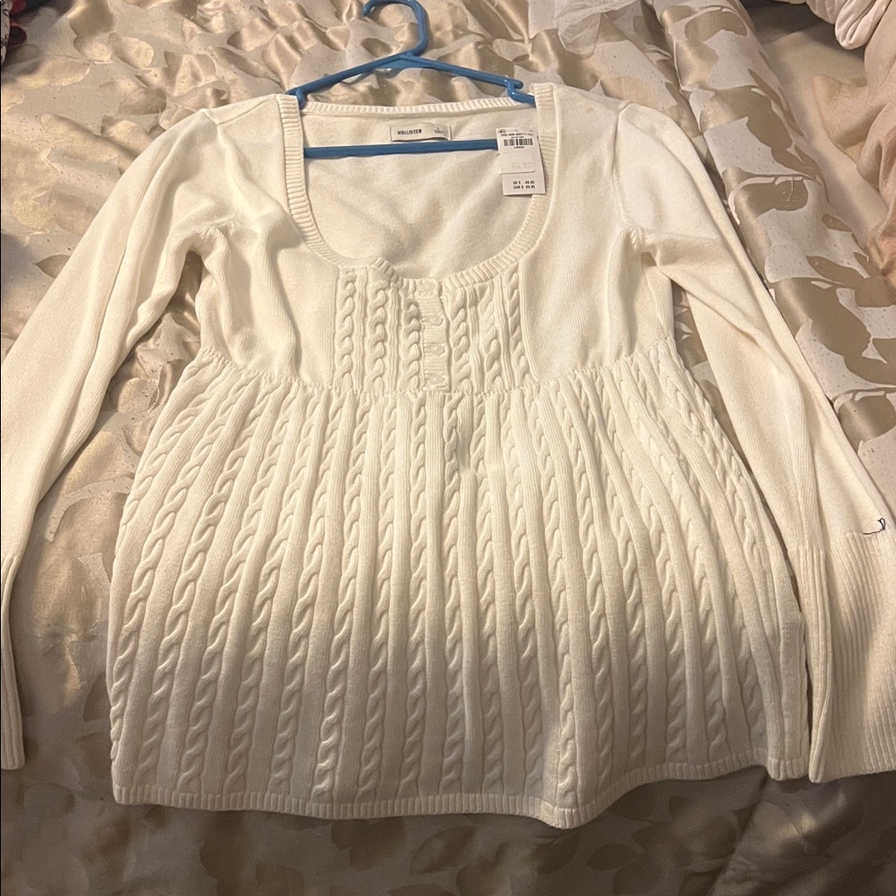 Chaps Cream Cable Knit Sweater